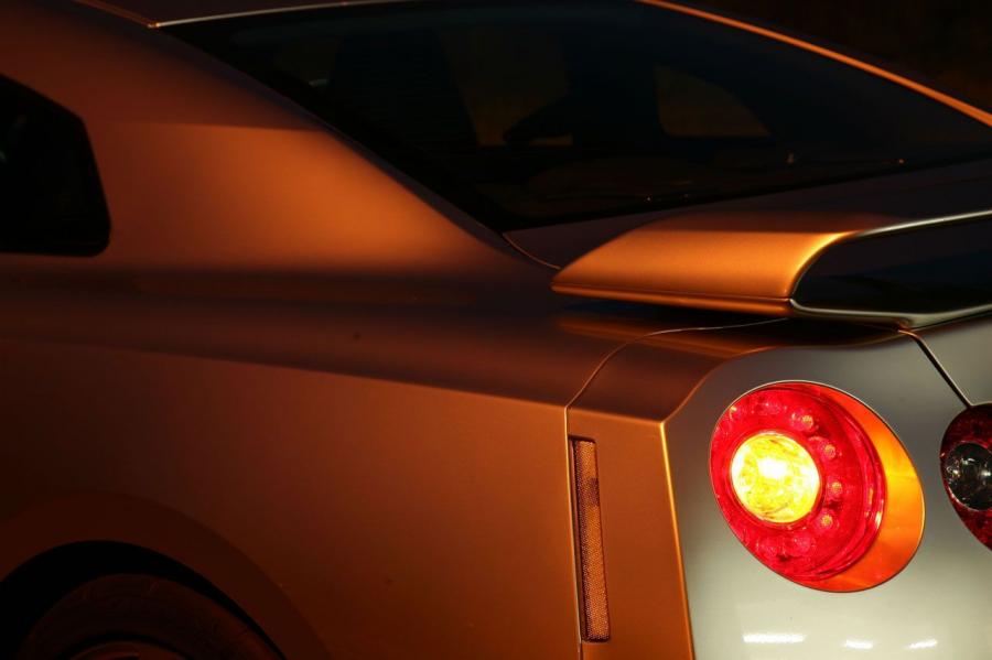  Nissan GT-R 2008 года  (US) (фото 3 из 52)